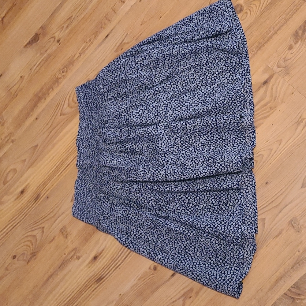 Like new skirt